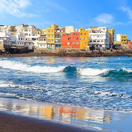 In Puerto Near Playa Jardin Puerto de la Cruz (Tenerife)